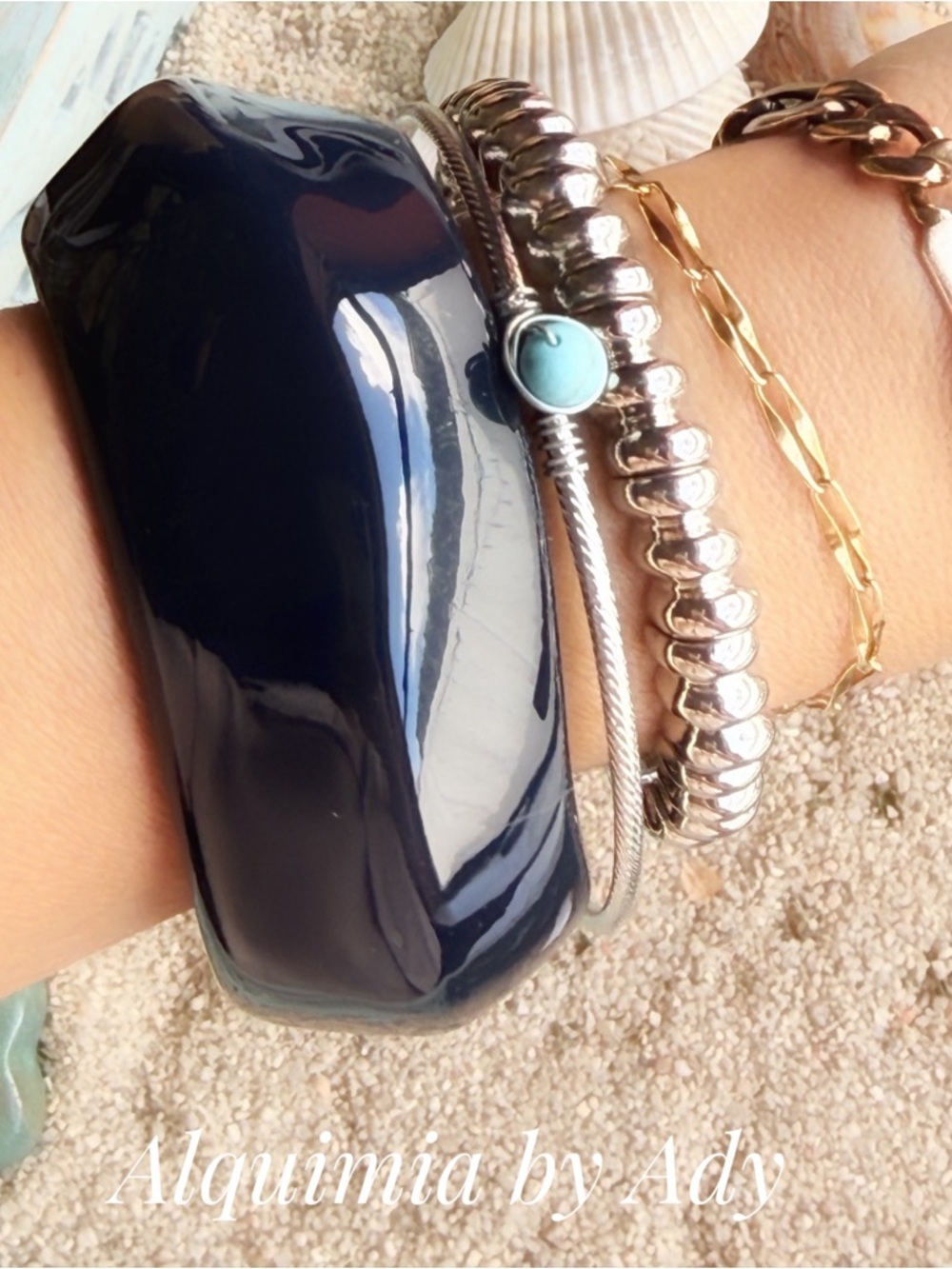 Alquimia Navy and Gold Mixed-Metal Bracelet Stack